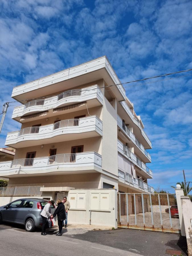 Апартаменты Terrazza Dea Calypso Сиракузы Экстерьер фото